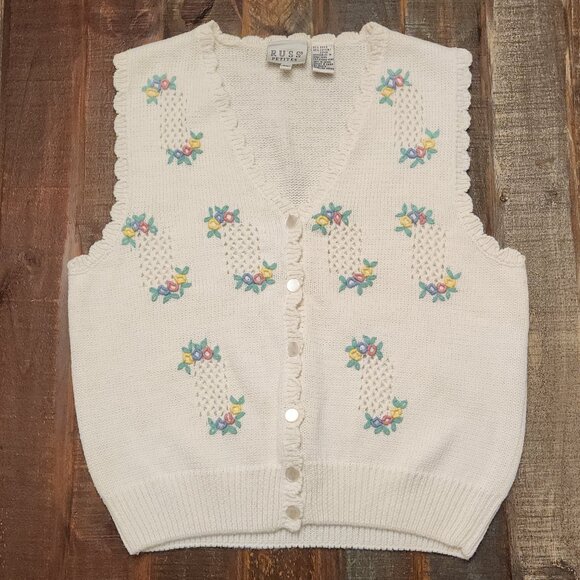 VINTAGE WOMENS CARDIGAN SWEATER VEST WITH FLORAL EMBROIDERING - Picture 1 of 7